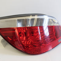 2004-2007 BMW 530i 540i DRIVER SIDE BRAKE TAIL LIGHT  7165739 - BIGGSMOTORING.COM