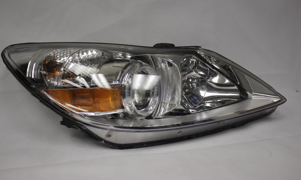 2009-2011 HYUNDAI GENESIS PASSENGER RIGHT SIDE HEADLIGHT LAMP