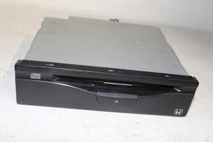 99 00 01 HONDA CRV CD PLAYER 08A06-1A1-050