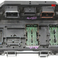 2008-2010 Dodge Journey Caravan Integrated Power Fuse Box Module 56049720AT