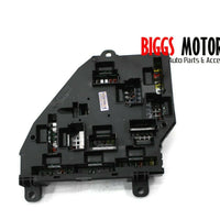 2010-2016 BMW 528i 535i Rear Distribution Power Fuse Box Module 9252813-01