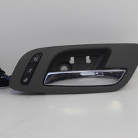 2007-2014 GM TAHOE YUKON SUBURBAN ESCALADE DRIVER SIDE FRONT DOOR HANDLE