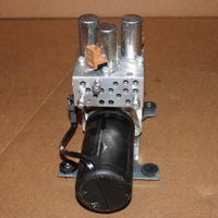 04-11 SAAB 9-3 Convertible Top Hydraulic Motor Pump valve block 105783 - BIGGSMOTORING.COM