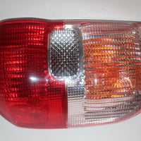 2001-2003 TOYOTA RAV4 DRIVER LEFT SIDE REAR TAIL LIGHT  28095 - BIGGSMOTORING.COM